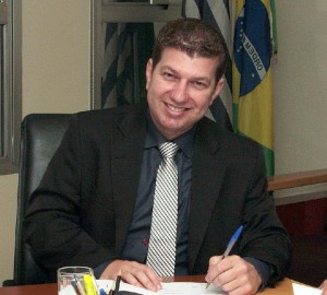 Prefeito Fernando Itapuã