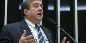 Camarinha-Banco-Imagens-Câmara-Luiz-Cruviel-591x300