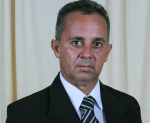 Luís Alves pode ser o líder que Ricardo precisa no Legislativo