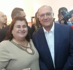 Prefeita de Queiroz - "Tuti" ao lado de Alckmin
