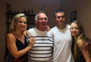 wilson-filhos-300x203 Sepultado em Tupã o corpo do ex-atacante do São Paulo